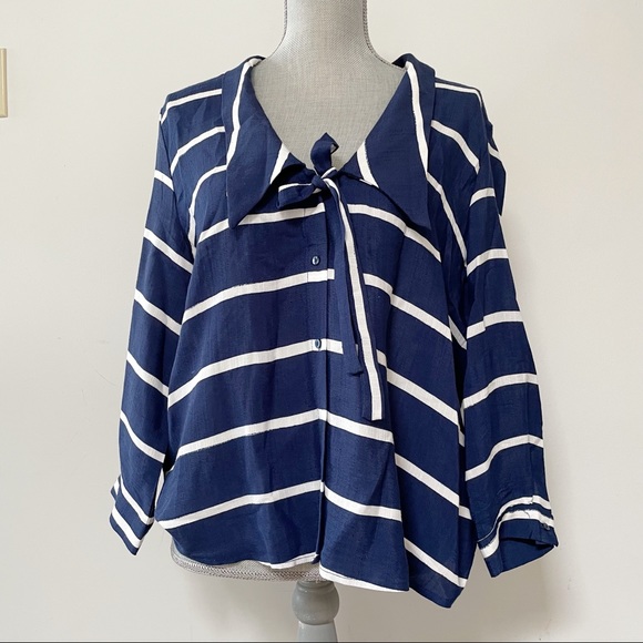 Zara Tops - Zara striped blouse with vintage look collar